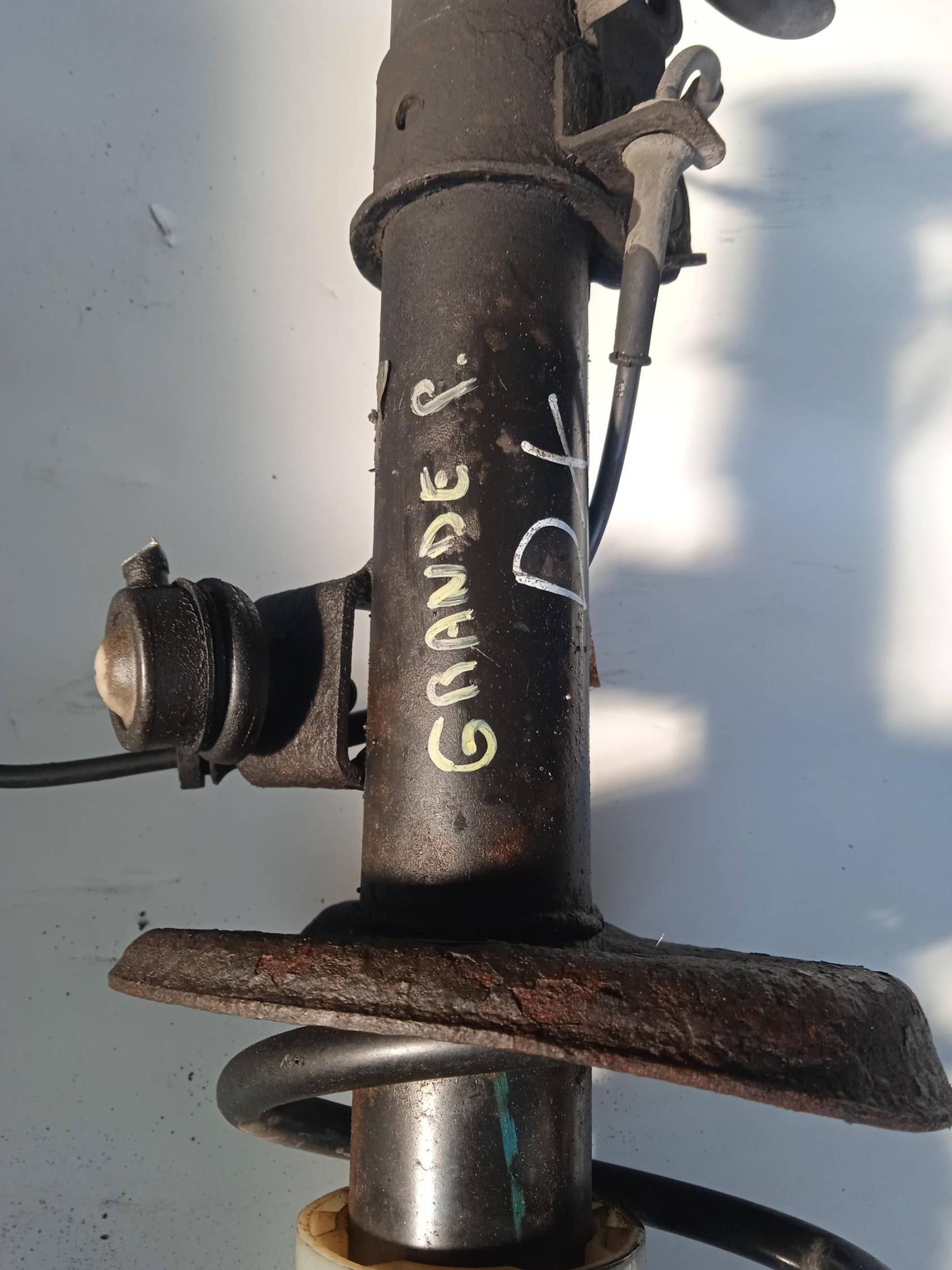 Ammortizzatore ant. dx.